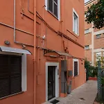 Guesthost - Vatican View Charming Flat