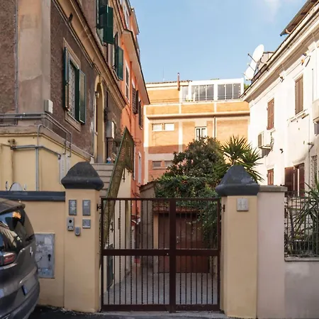 Διαμέρισμα Guesthost - Vatican View Charming Flat Ρώμη
