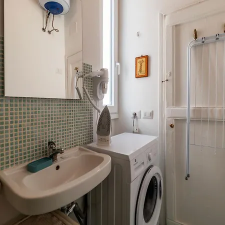Guesthost - Vatican View Charming Flat * Rzym